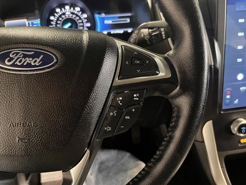 Used 2023 Ford Edge SEL image 26