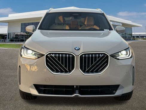 New 2026 BMW X3 xDrive30 image 3