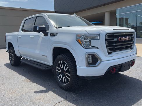 Used 2020 GMC Sierra 1500 AT4 w/ AT4 Premium Package AWD/4WD image 3