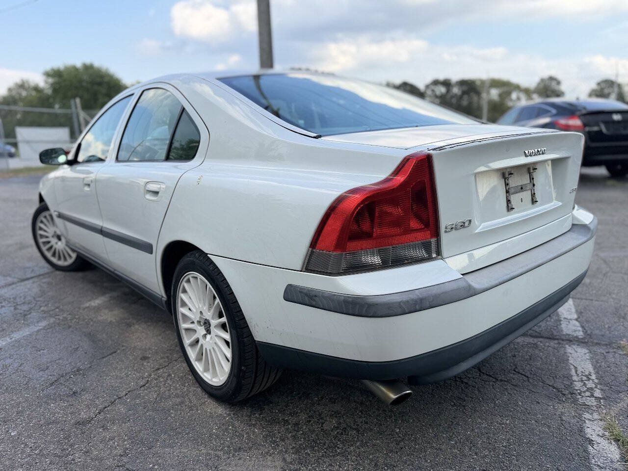 Used 2004 Volvo S60 2.5T FWD image 5