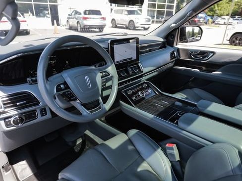 Used 2018 Lincoln Navigator L Select w/ Technology Package AWD/4WD image 54
