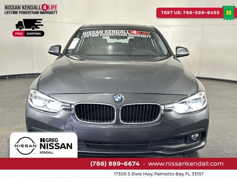 Used 2018 BMW 320i Sedan image 4