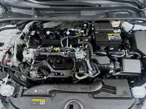 Used 2024 Toyota Corolla LE FWD image 32