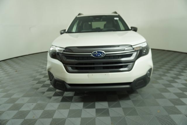 Certified 2025 Subaru Forester Premium AWD/4WD image 2