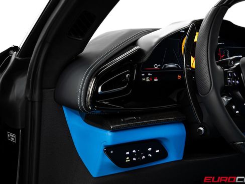 Used 2026 Ferrari Purosangue AWD/4WD image 36