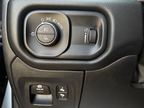 Used 2025 RAM 1500 Big Horn image 23