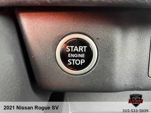 Used 2021 Nissan Rogue SV AWD/4WD image 23