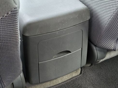 Used 2017 Nissan Frontier SV image 26