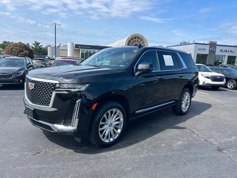 Used 2022 Cadillac Escalade Premium Luxury w/ Performance Package AWD/4WD image 10