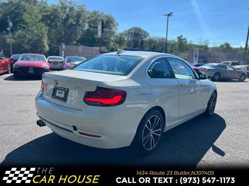 Used 2019 BMW 230i Coupe w/ Premium Package image 8