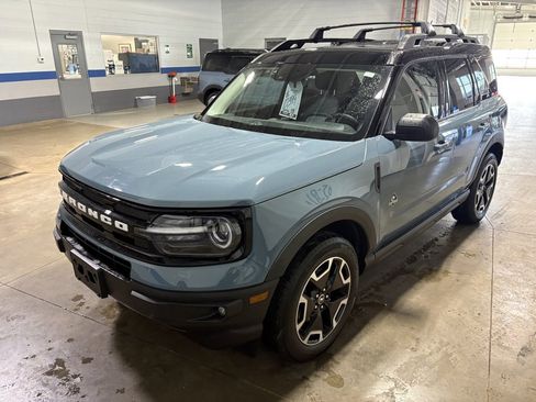 Used 2022 Ford Bronco Sport Outer Banks w/ Tech Package image 4