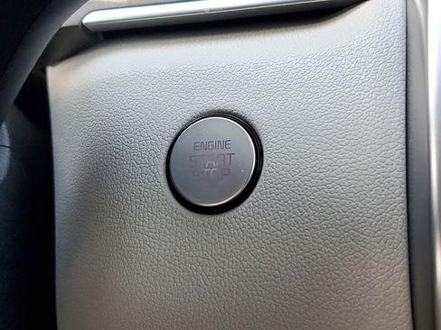 Used 2022 Kia Sorento S image 33