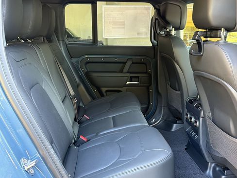 New 2026 Land Rover Defender 110 X-Dynamic SE AWD/4WD image 30