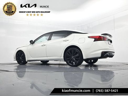 Used 2022 Nissan Altima 2.5 SR w/ Midnight Edition Package AWD/4WD image 42