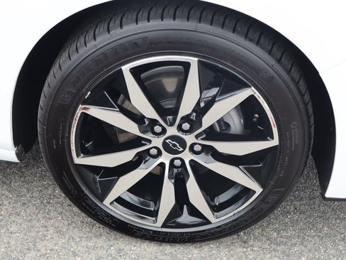 Used 2025 Chevrolet Malibu RS FWD image 10