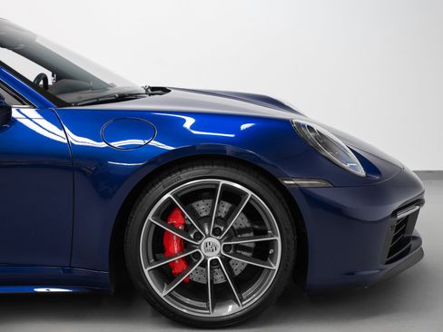 Used 2024 Porsche 911 Carrera 4S image 15