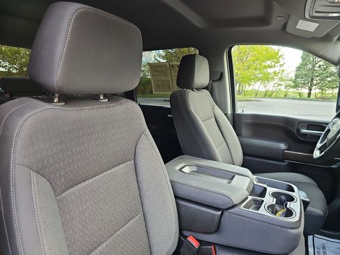 Used 2022 Chevrolet Silverado 2500 LT w/ Convenience Package AWD/4WD image 12