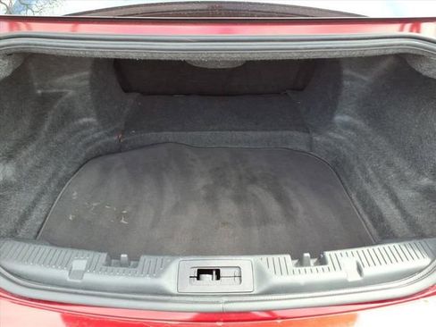 Used 2013 Lincoln MKS AWD image 12