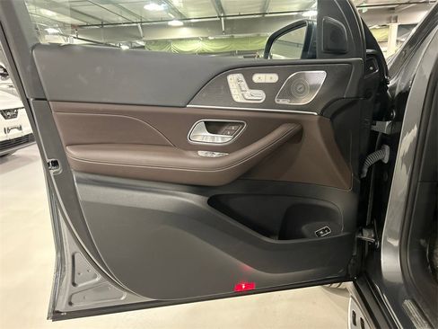 Used 2023 Mercedes-Benz GLE 350 4MATIC image 9