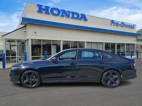 Used 2025 Honda Accord Sport image 7
