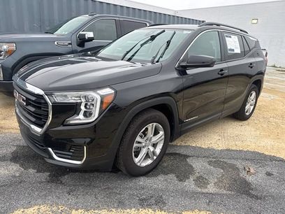 Used 2023 GMC Terrain SLE w/ Driver Convenience Package