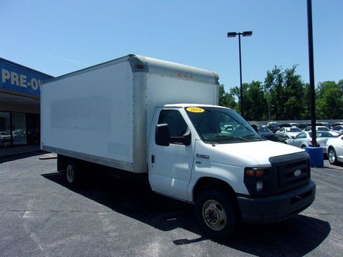 Used 2014 Ford E-350 and Econoline 350 Super Duty RWD image 3