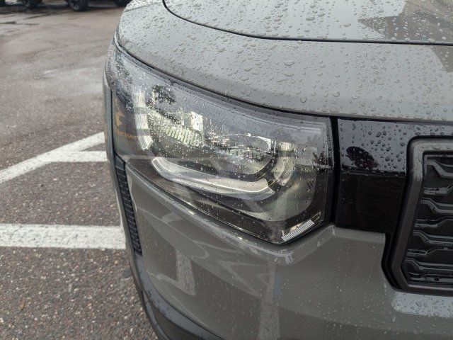Used 2026 Jeep Cherokee Laredo AWD/4WD image 10