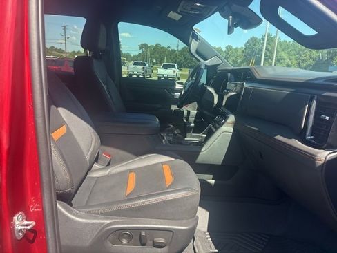 Used 2023 GMC Sierra 1500 AT4 w/ AT4 Preferred Package image 19
