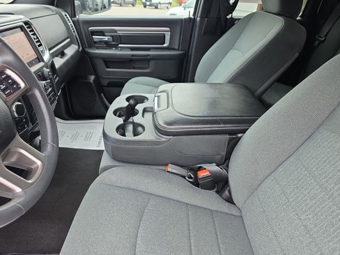 Used 2022 RAM 1500 Classic Warlock w/ Electronics Group image 10