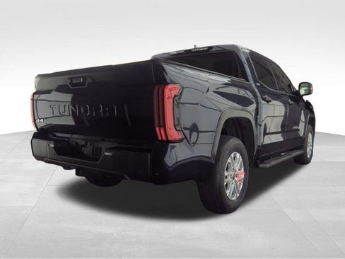 Used 2023 Toyota Tundra SR5 w/ SR5 Convenience Package image 6