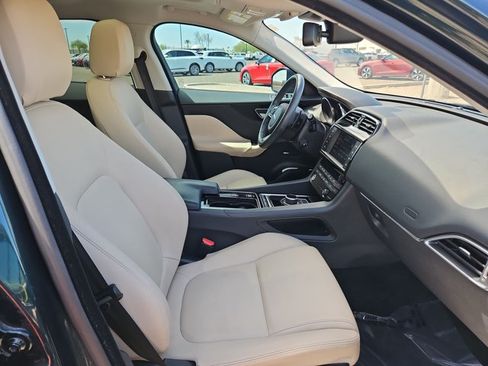 Used 2018 Jaguar F-PACE Premium AWD/4WD image 27