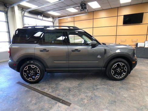 New 2026 Ford Bronco Sport Outer Banks w/ Outer Banks Tech Package+ AWD/4WD image 8