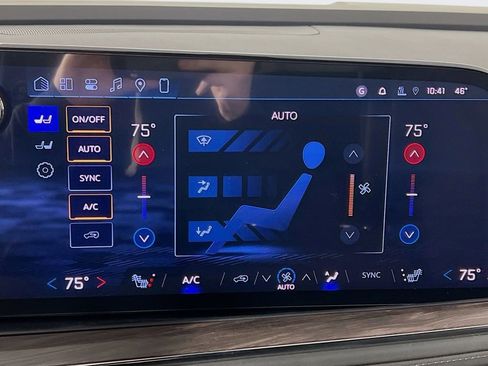 New 2026 Chevrolet Suburban Z71 image 16