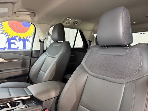 New 2026 Ford Explorer Active w/ Active Comfort Package RWD image 9