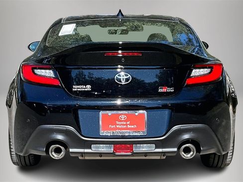 Used 2025 Toyota GR86 Premium image 6