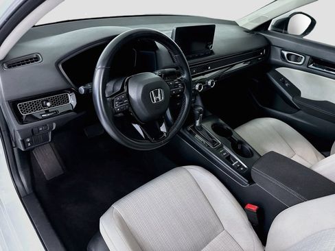 Certified 2023 Honda Civic EX image 9