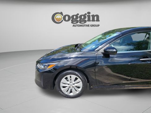 Used 2024 Nissan Sentra S FWD image 29