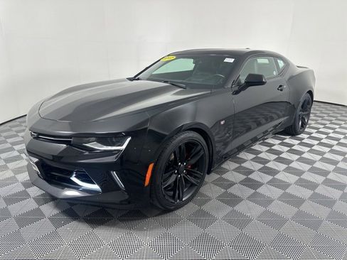 Used 2017 Chevrolet Camaro LT image 7