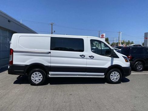 Used 2024 Ford Transit 250 Low Roof w/ Exterior Upgrade Package RWD image 10