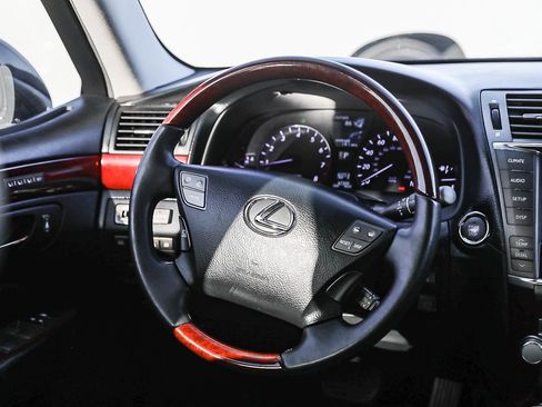 Used 2010 Lexus LS 460 RWD image 15