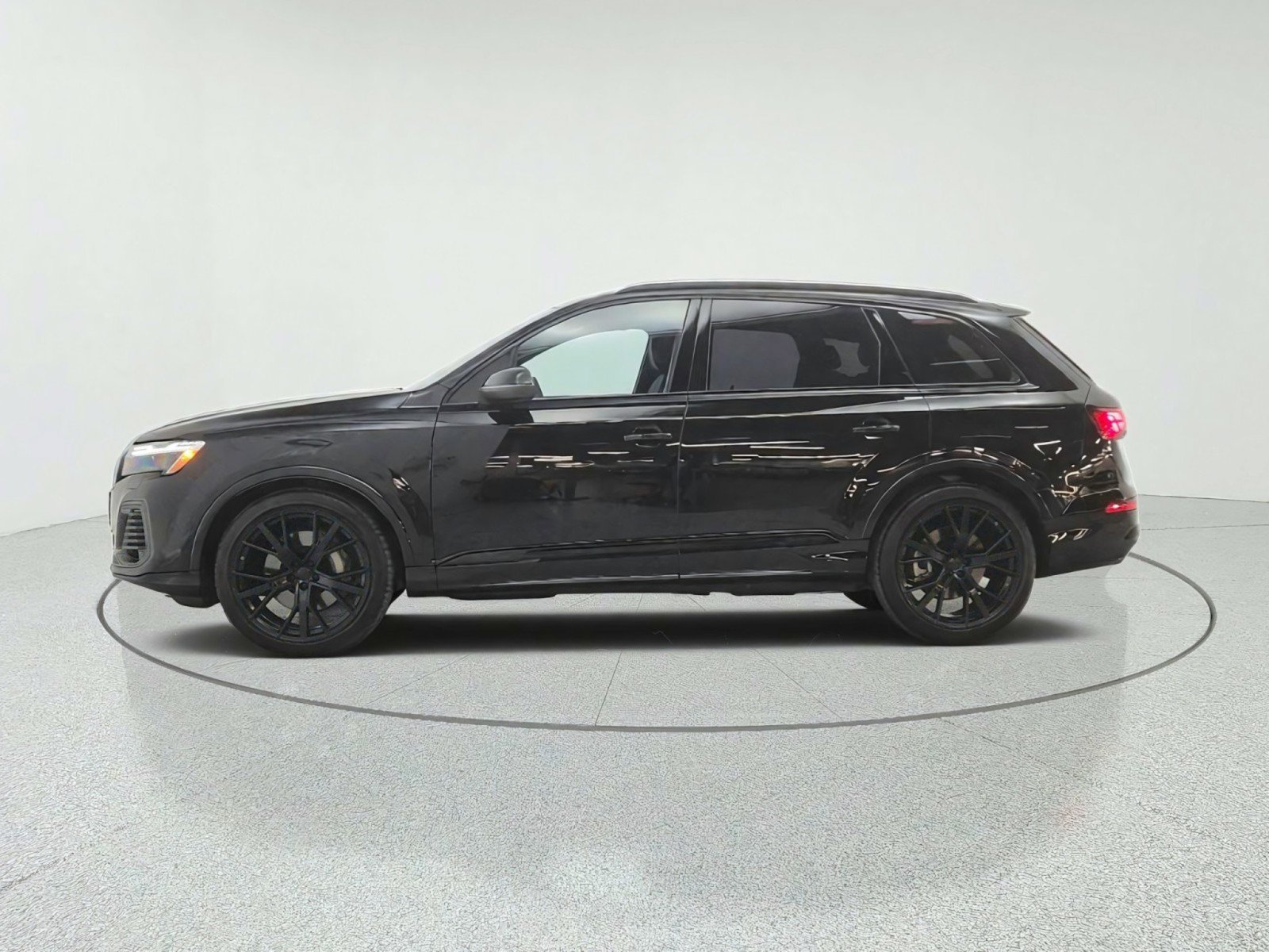 Used 2025 Audi Q7 3.0T Prestige AWD/4WD image 8
