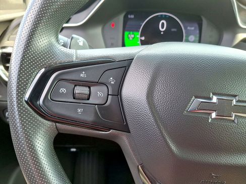 Used 2023 Chevrolet Bolt EUV LT w/ Driver Confidence Package FWD image 17