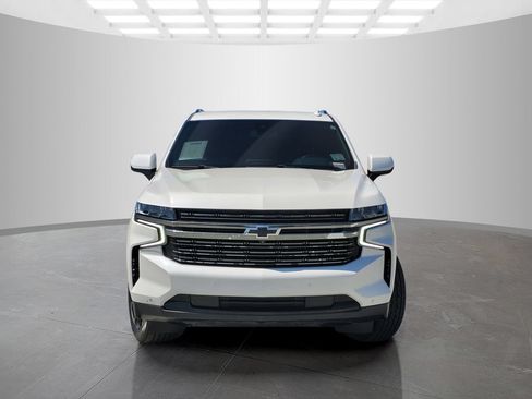 Used 2021 Chevrolet Tahoe RST w/ Luxury Package AWD/4WD image 2