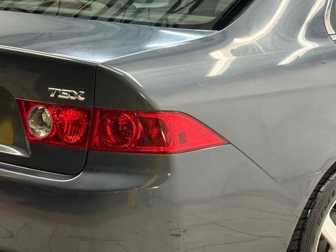 Used 2005 Acura TSX FWD image 10