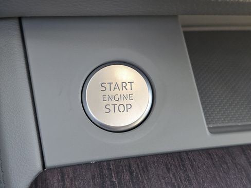 Used 2021 Audi Q5 Premium Plus w/ Premium Plus Package image 24