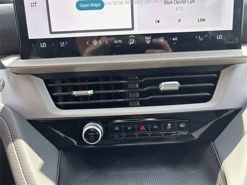 New 2025 Ford Explorer Active w/ Active Comfort Package image 19