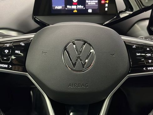 Used 2023 Volkswagen ID.4 Pro S AWD/4WD image 15