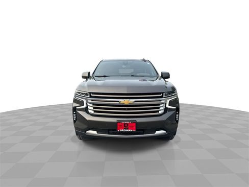 Certified 2021 Chevrolet Suburban High Country w/ Premium Package image 3