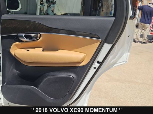 Used 2018 Volvo XC90 T6 Momentum w/ Convenience Package AWD/4WD image 27