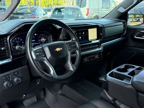Used 2023 Chevrolet Silverado 1500 LT AWD/4WD image 21